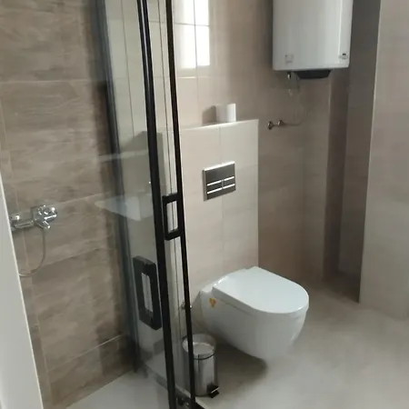 Modern Hideaway Apartment Novi Pazar