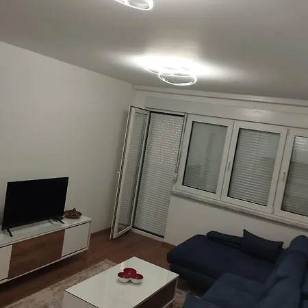 Modern Hideaway Apartment Novi Pazar